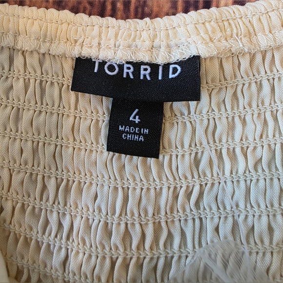 Torrid Plus Size 4X Challis Corset Top Ivory dew Smocked Back New w/ Tags - Picture 6 of 12